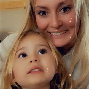 Meet your Posher, Felicia